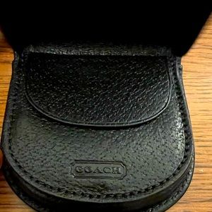 Vintage Coach leather horseshoe coin tray wallet